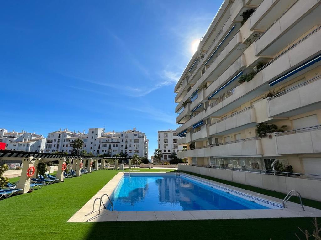 Puerto Banus, Marina Banus, 2br, 2bth, Pool, Parking, Marbella, 2h Apartamento Marbella