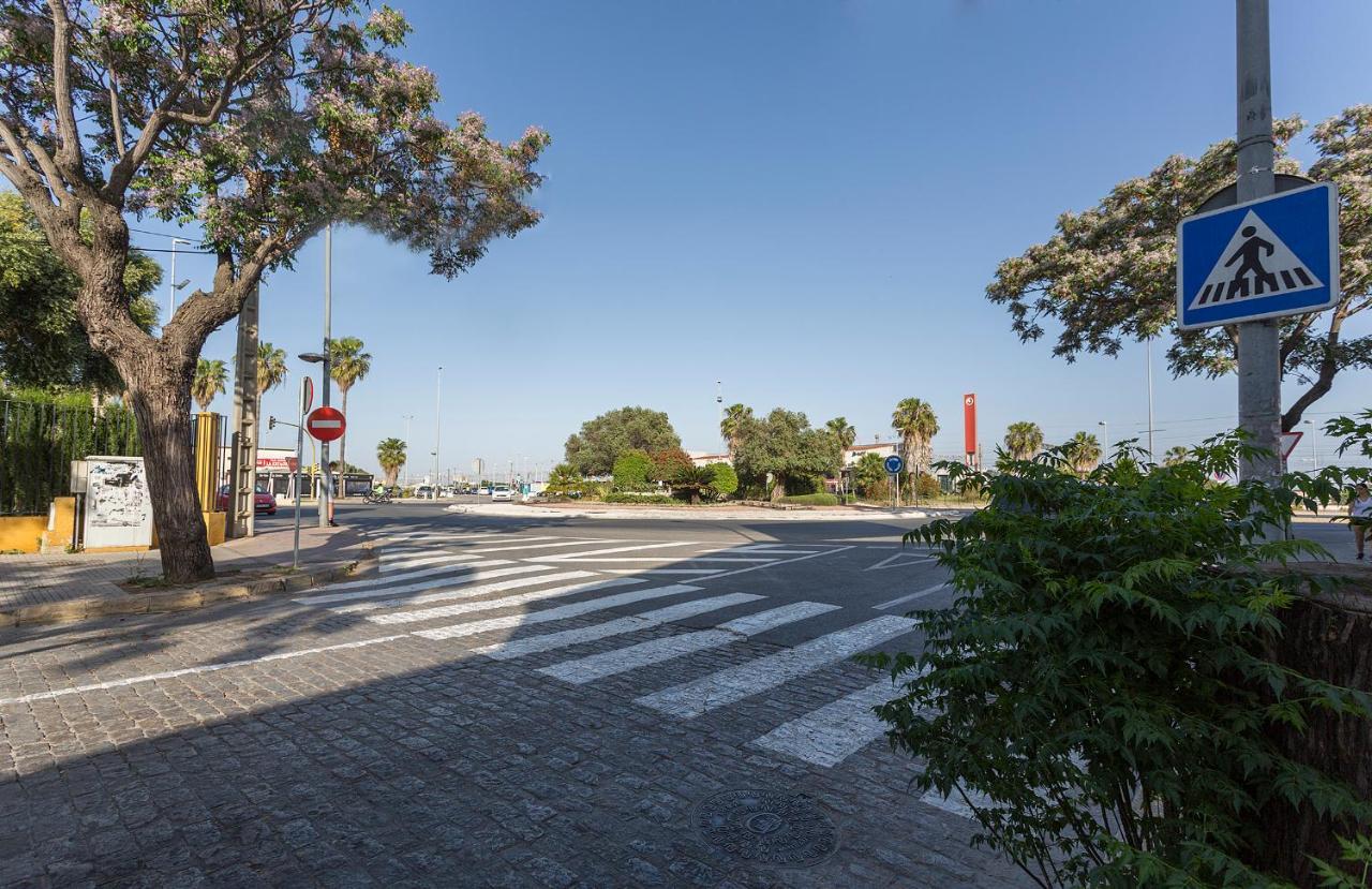 Azvalia - La Estacion, Piscina Y Junto A La Renfe