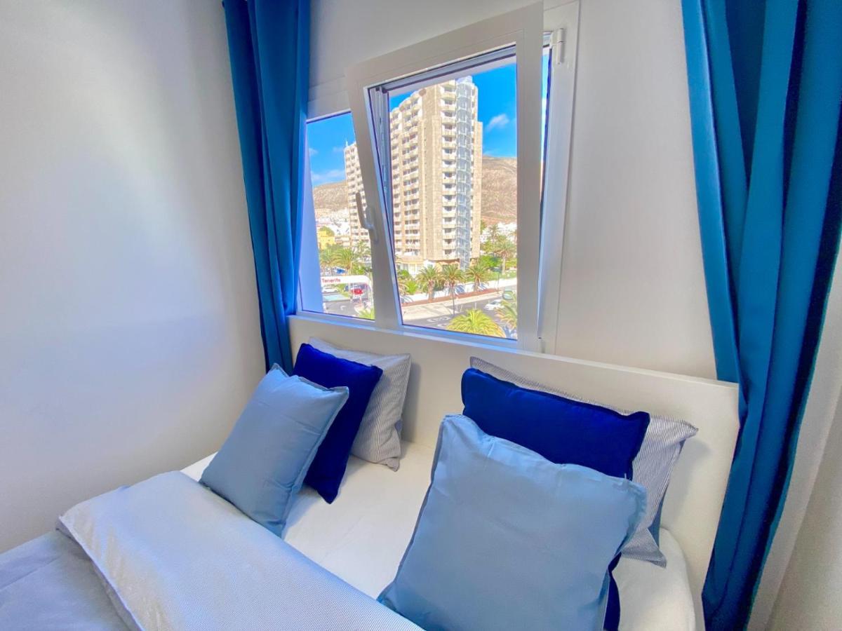 Anna Beautiful In The First Oceanline In Cristianos. Apartment