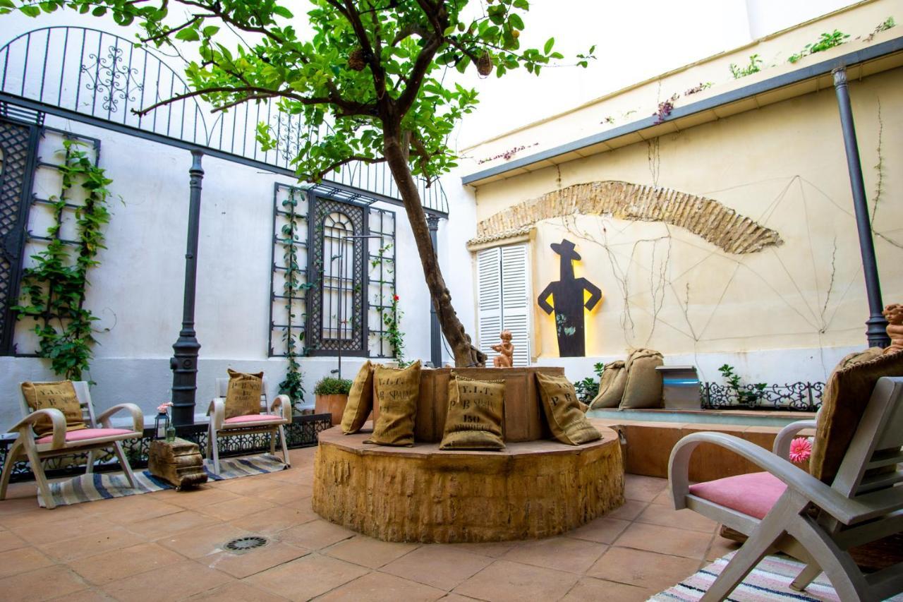 Sharis Apartment *