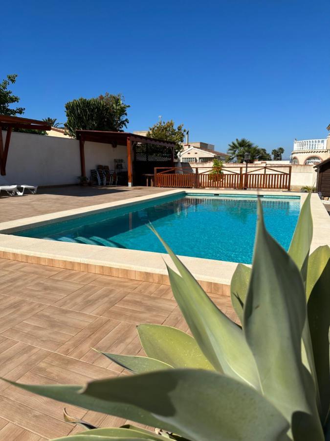 Con Piscina Privada Holiday home
