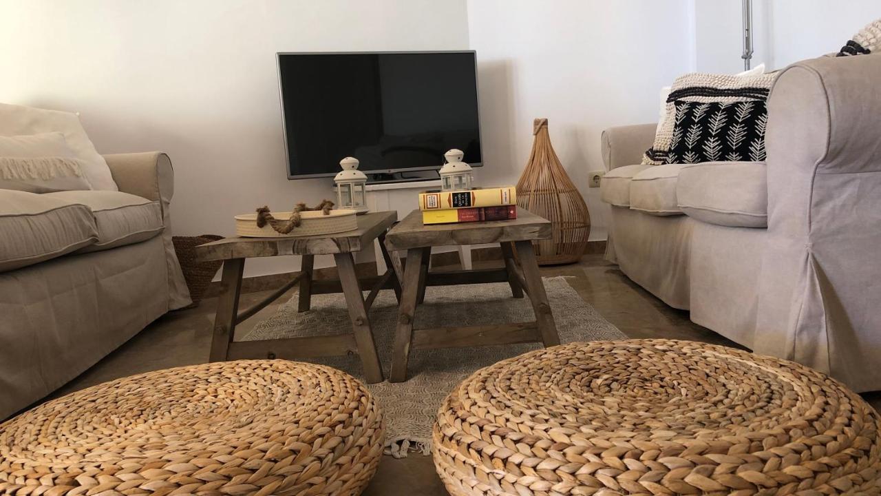 Apartment Denia. Bajo En Primera Linea Denia