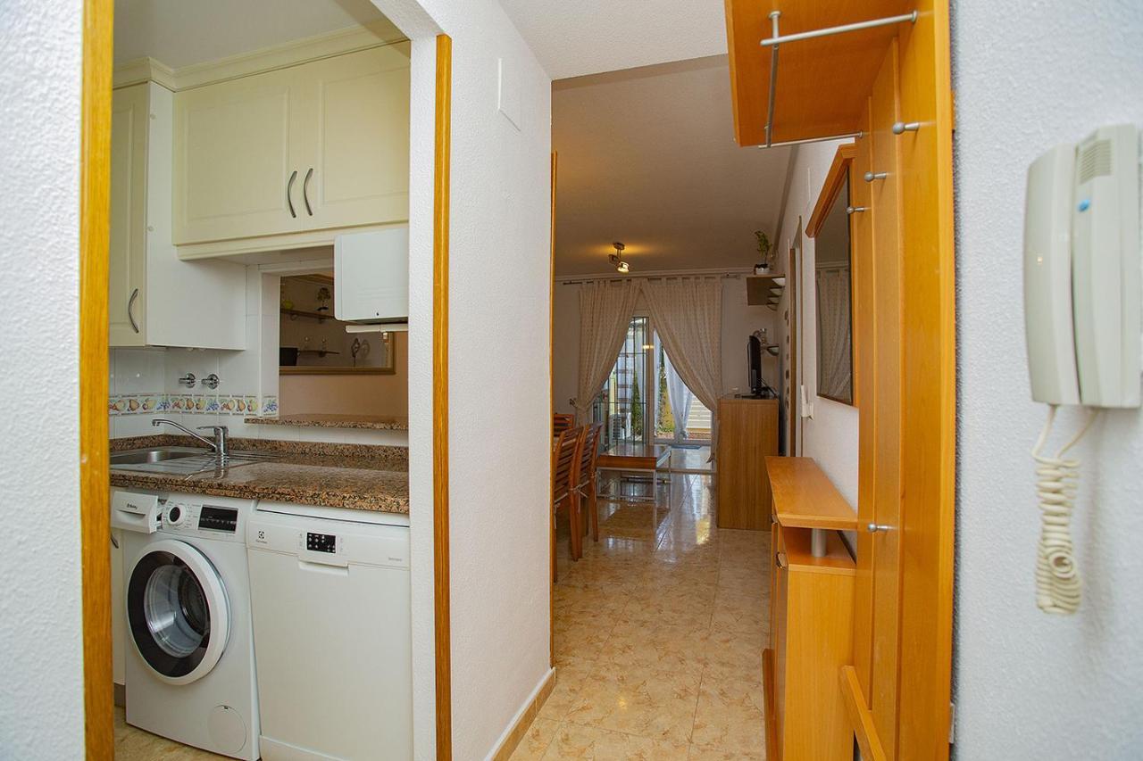 Apartment 025 Helena Nice Terrace - Alicante Holiday