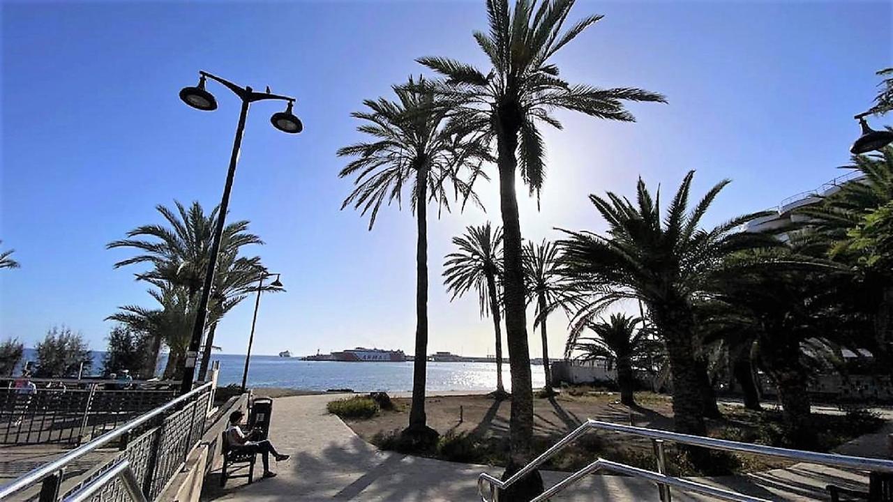 Enjoy The Sea And Pool In Playa De Americas Apartment Playa de las Americas (Tenerife)