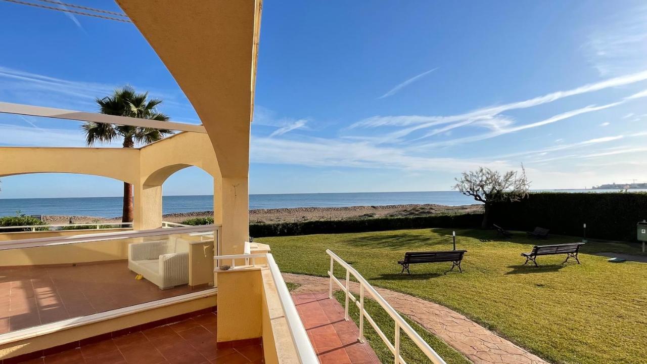 Denia. Bajo En Primera Linea Apartment