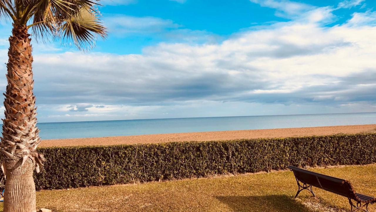 Denia. Bajo En Primera Linea Apartment *