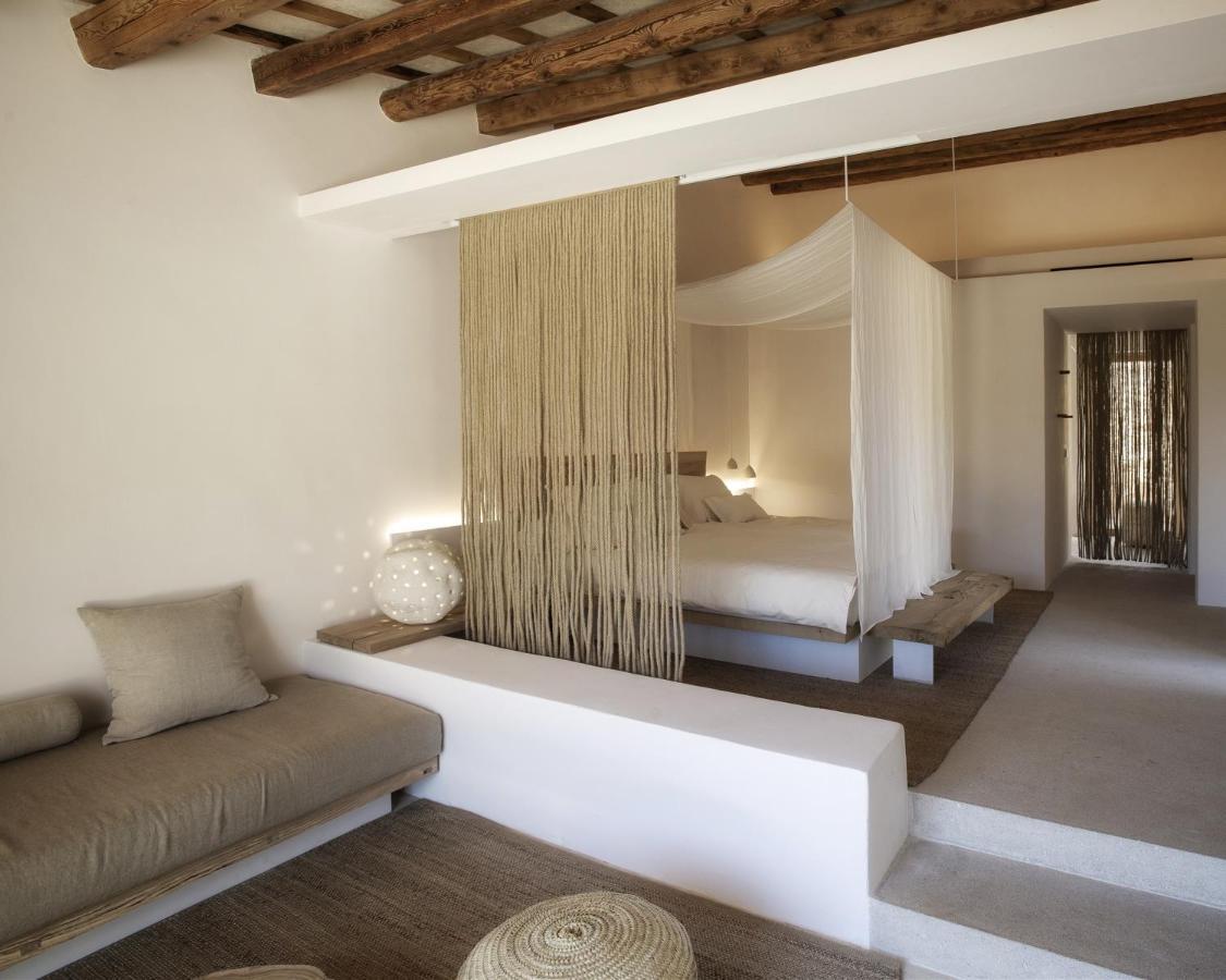Es Raco D'arta Hotel