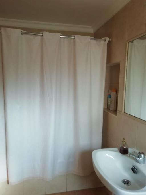 En Canon Rio Jucar.lagila Holiday home Alcala del Jucar