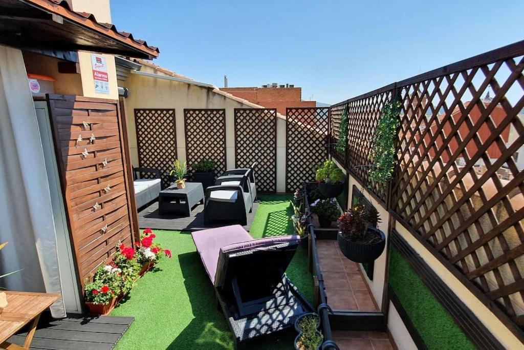 Sunhouse - Hermoso Atico En El Pueblo - Aire Acondicionado Y Bbq Area Habitación en casa particular Benicàssim