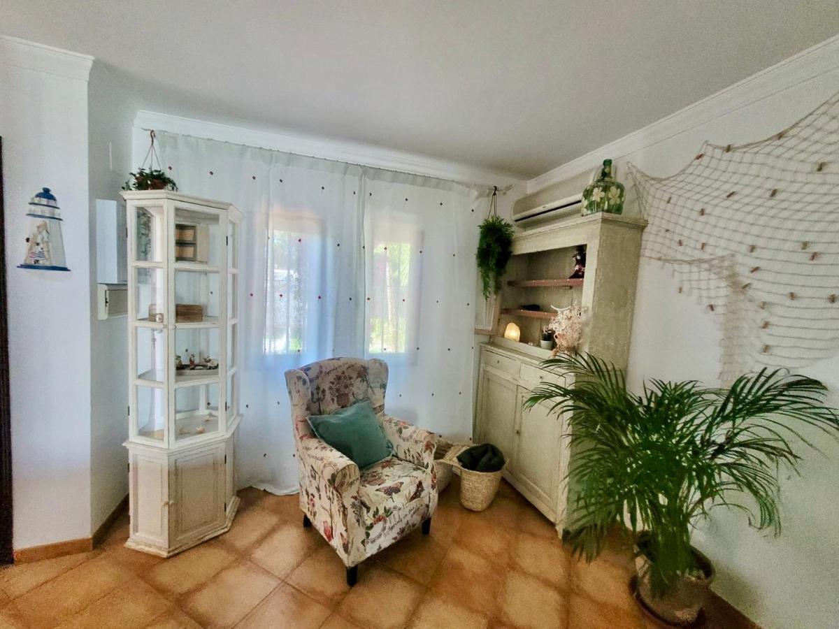 Сasa de vacaciones Gatu Lurberri Piscina Privada, 4 Dormitorios, 2 Baños, Parking , Jardín Y Barbacoa Chiclana de la Frontera