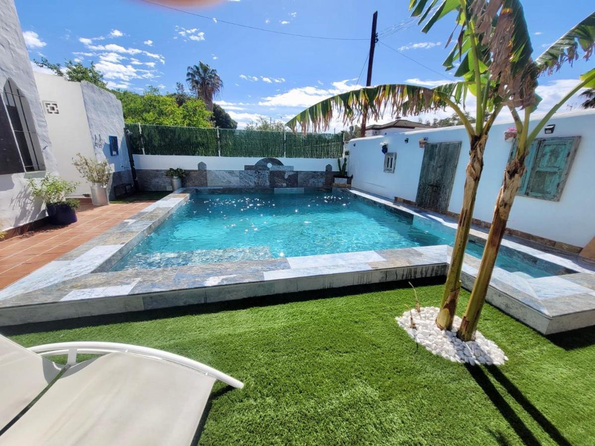 Gatu Lurberri Piscina Privada, 4 Dormitorios, 2 Baños, Parking , Jardín Y Barbacoa Сasa de vacaciones Chiclana de la Frontera