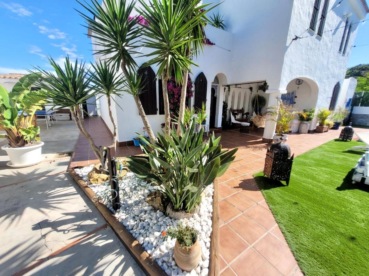 Gatu Lurberri Piscina Privada, 4 Dormitorios, 2 Baños, Parking , Jardín Y Barbacoa * Chiclana de la Frontera