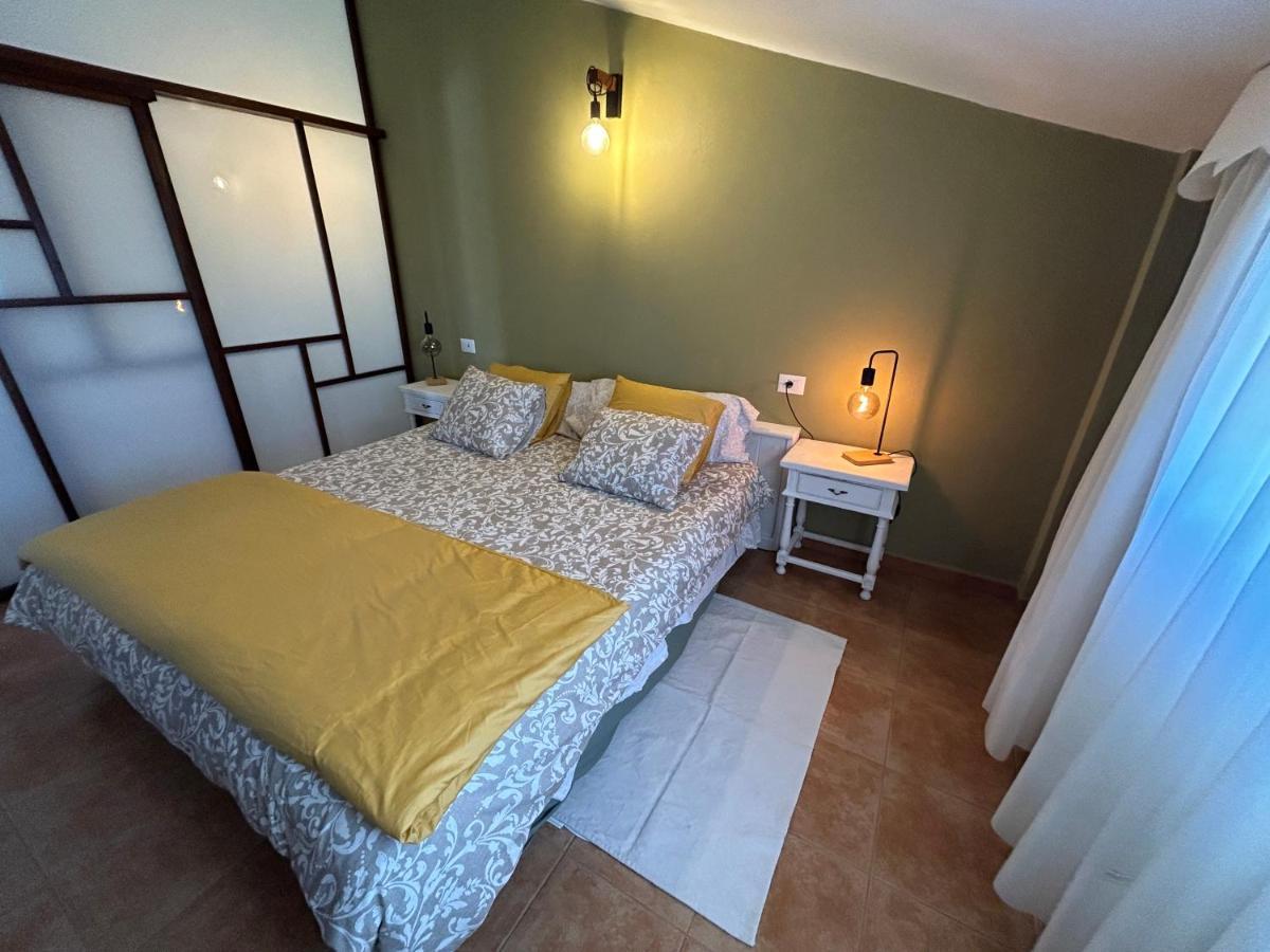 Casa Abona, Precioso Atico Con Wifi Gratis Y Vistas Increibles Al Mar Y La Montana *