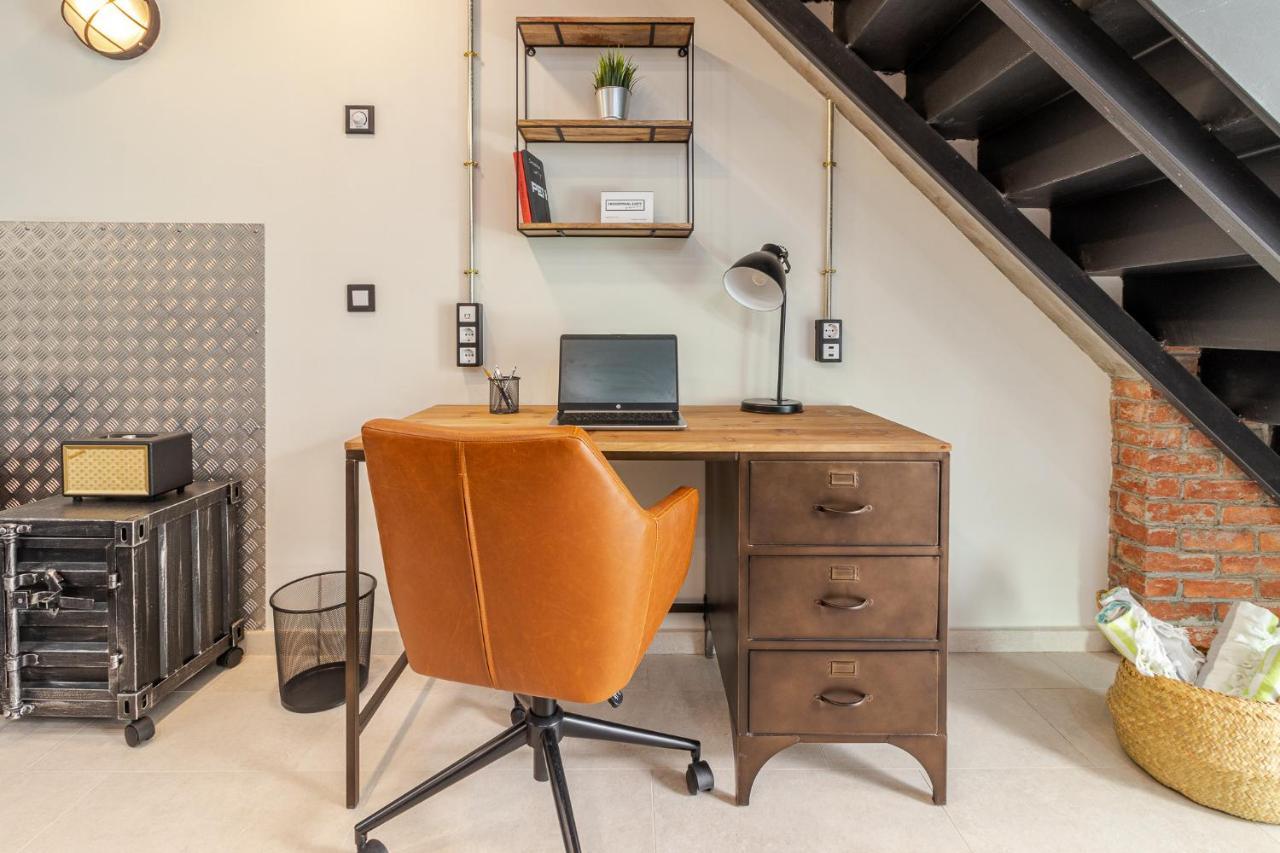 Apartment Flatguest Industrial Loft By Marina - Wifi *