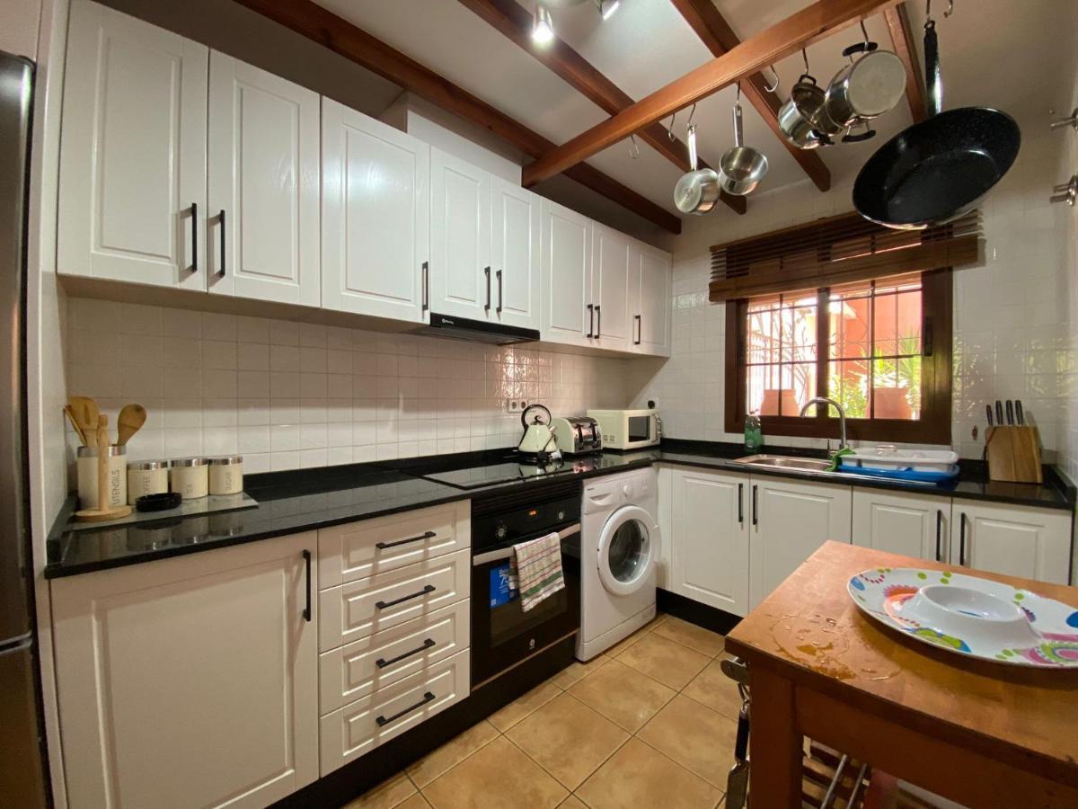 Calle Carlos Primero, Holiday home *