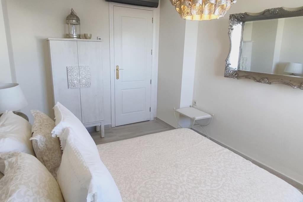 Stylish 3 Bedroom, 2 Bath With Sun Terrace, Gorgeous Sea Views, Air Conditioning, Wi-fi & Communal Swimming Pool