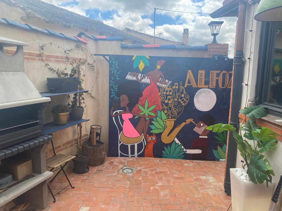 Alfoz, -tiny House- Con Patio Privado Y Barbacoa Сasa de vacaciones *