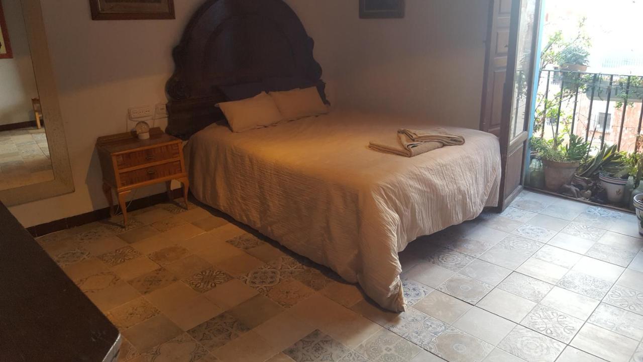 Habitación en casa particular Casa De Pueblo Cerca El Centro *