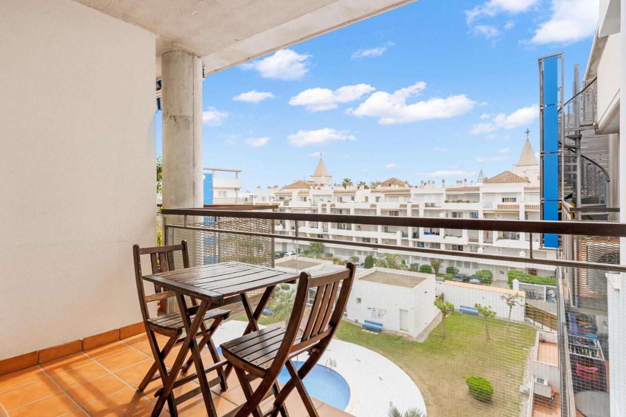 Welcs Apartamento 060 Emp Con Terraza Y Piscina Apartamento