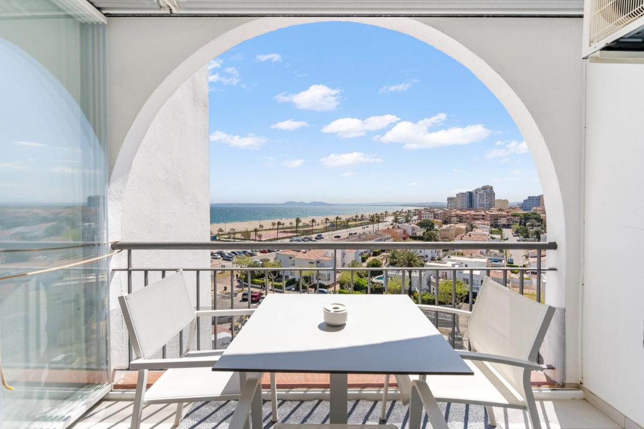 Apartamento Welcs Estudio 057 Emp Frente Al Mar