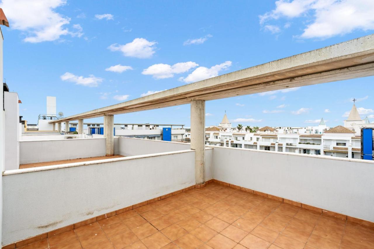 Apartamento Welcs Apartamento 060 Emp Con Terraza Y Piscina Ampuriabrava