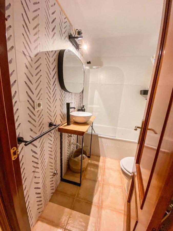 Apartamento En Pleno Centro De + Wifi Apartment *