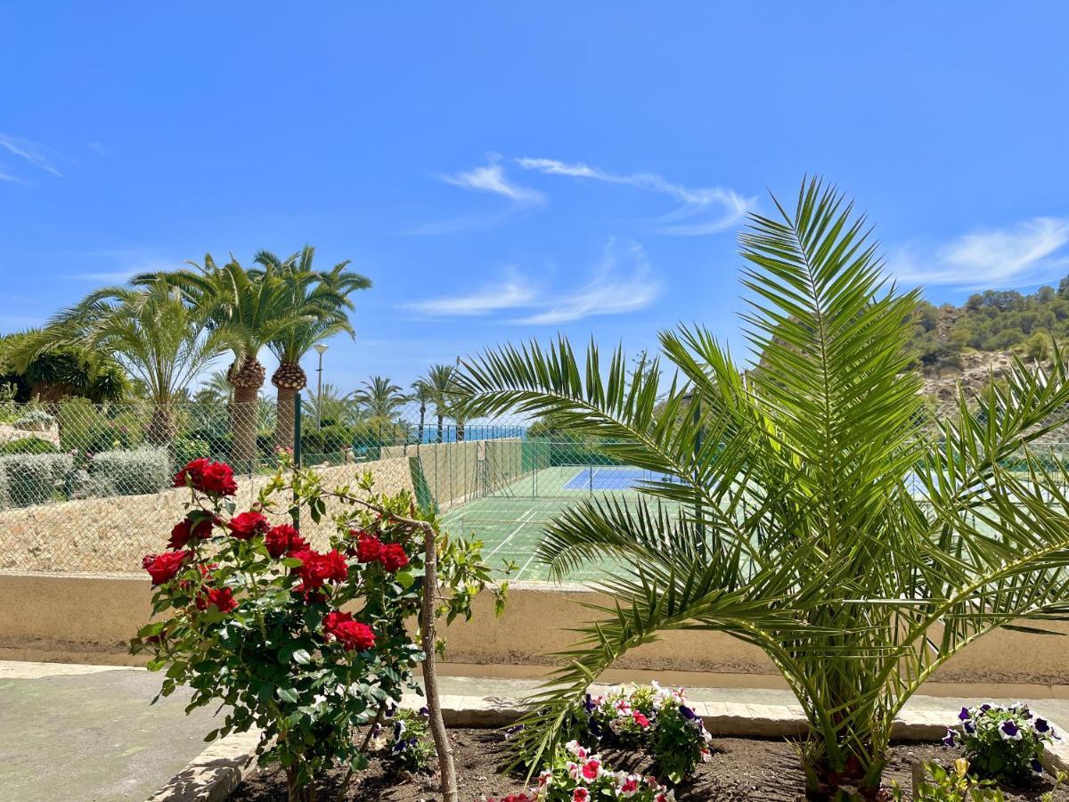 Luxe Beach One By Gloove