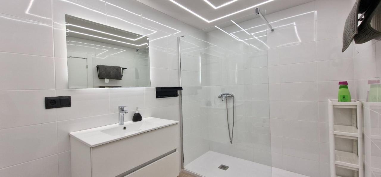 Rincon De Frey - Renovado Centro 4/6 Pax, Wifi Apartamento