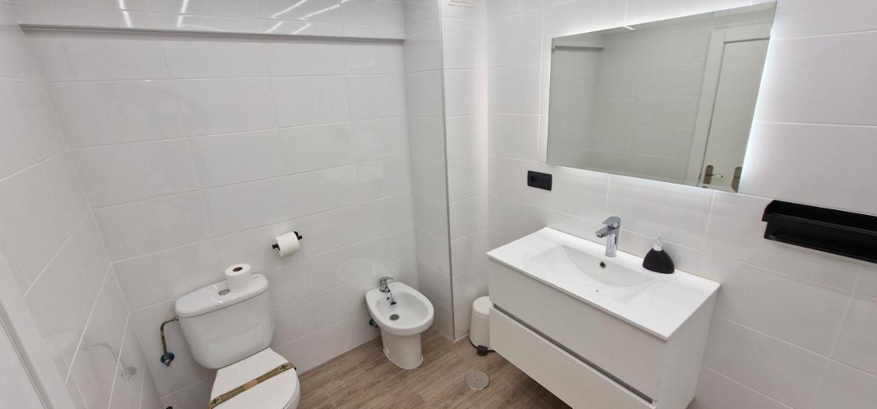 Rincon De Frey - Renovado Centro 4/6 Pax, Wifi * Gijón