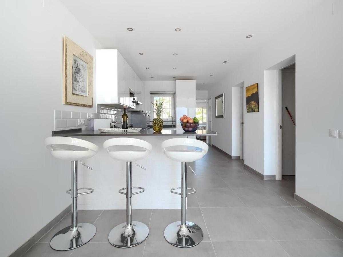 Pueblo Bahia 14, Spacious, Modern , Peaceful 2 Bedrooms Apartamento