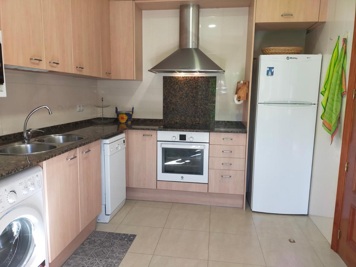 Apartamento Planas Soleado, Amplio Con Vistas Y Parking *