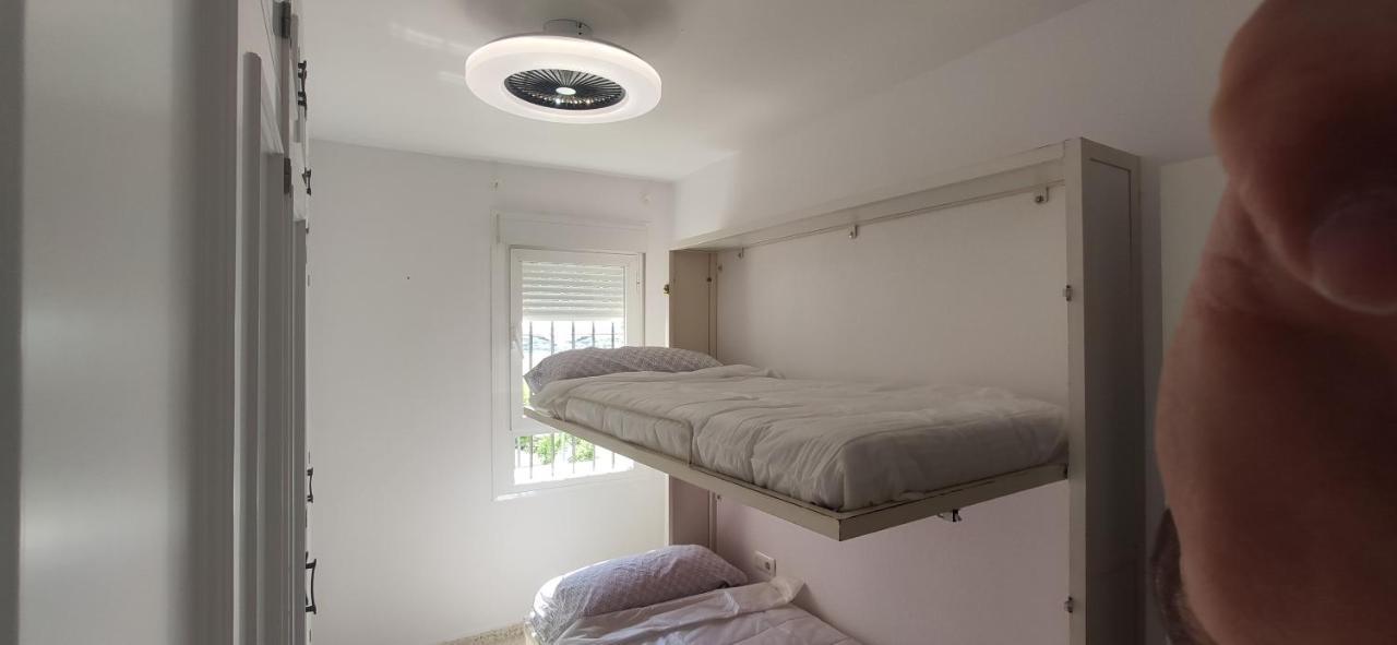 Jt Chiclana, ,parking, Aire, Wifi, Tv, Terraza * Chiclana de la Frontera