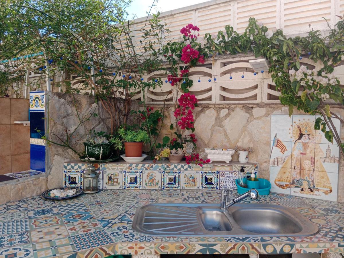 Stylish Family Villa, Near Beach,prive Parking,wifi * Denia