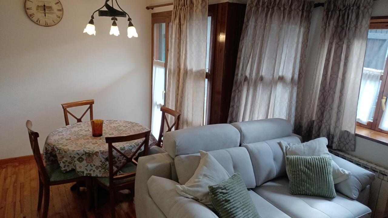 Pyros De Benas Apartment