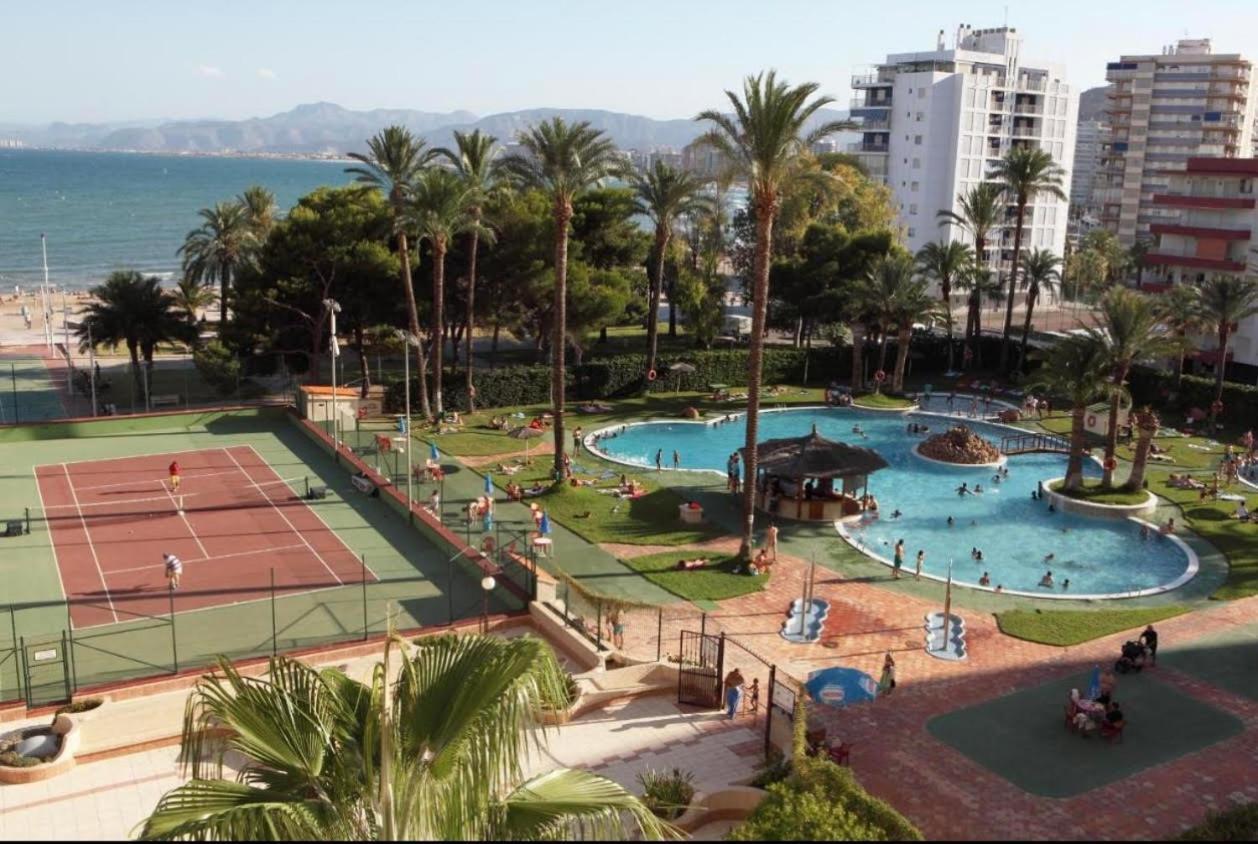 Apartamento Nuevo, Primera Linea De Playa, Con Piscina Y Vistas Al Mar Cullera