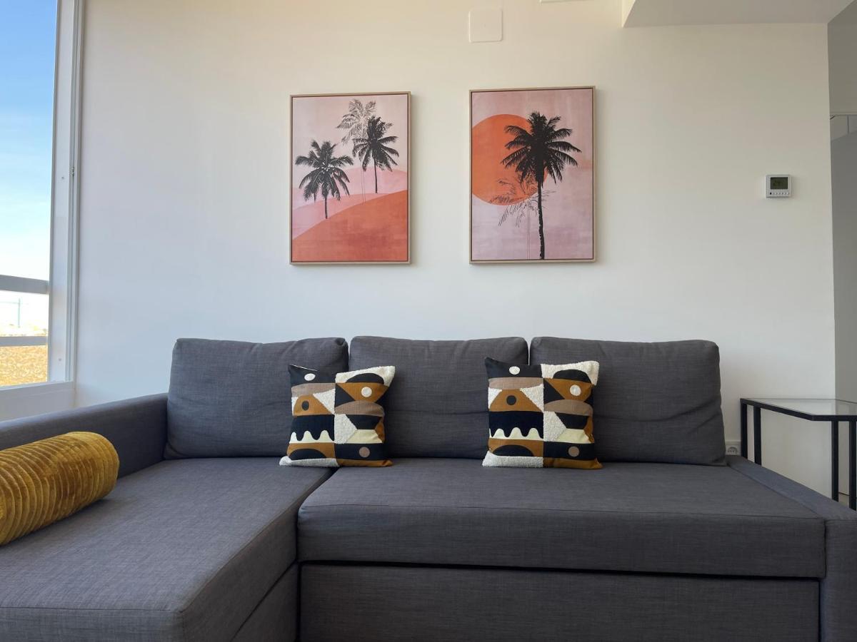 Nuevo, Primera Linea De Playa, Con Piscina Y Vistas Al Mar Apartamento