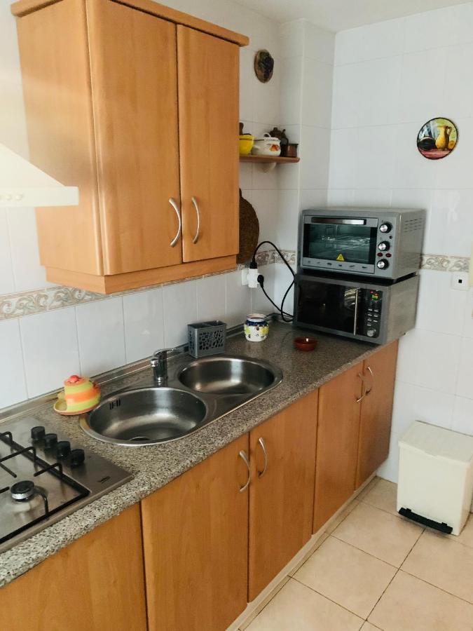 Сasa de vacaciones Casa Familiar En *