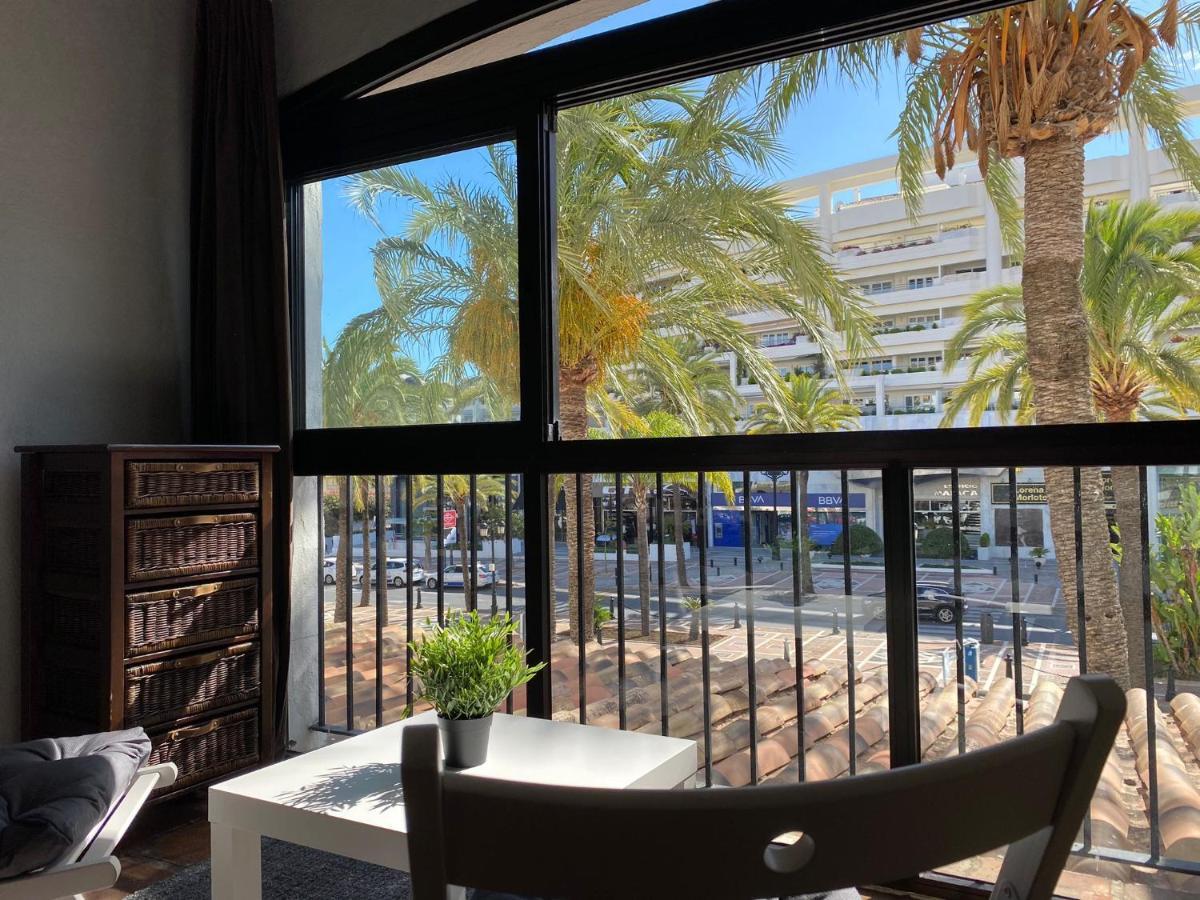 Apartamento Urbanizacion Jardines Del Puerto Marbella