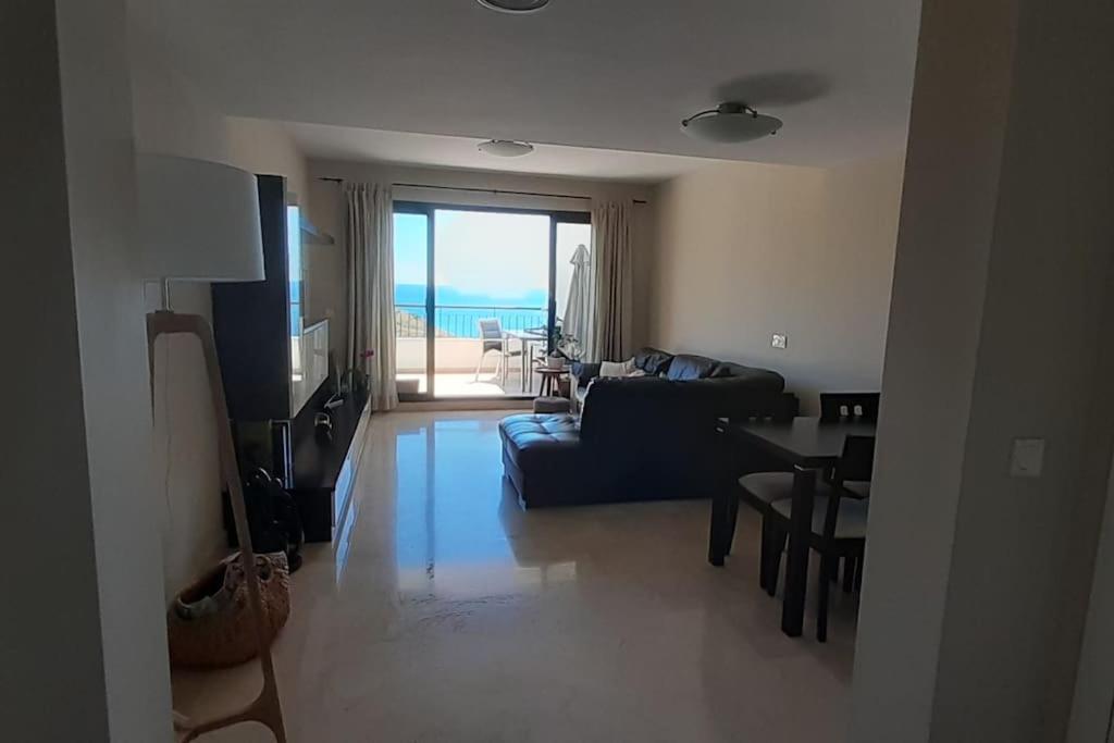 Chic Beachfront Apartment Torrox