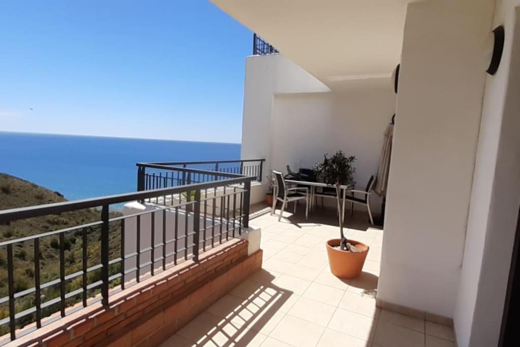 Chic Beachfront Apartment Torrox