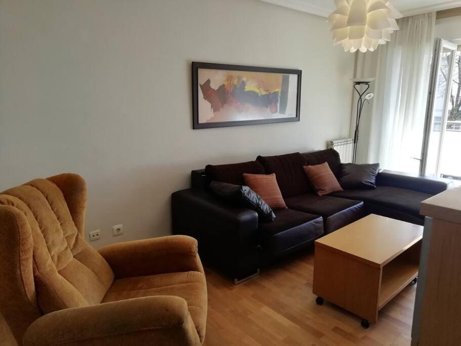 Apartamento Amplio Y Soleado Alquilo Entero De 3 5 Personas *