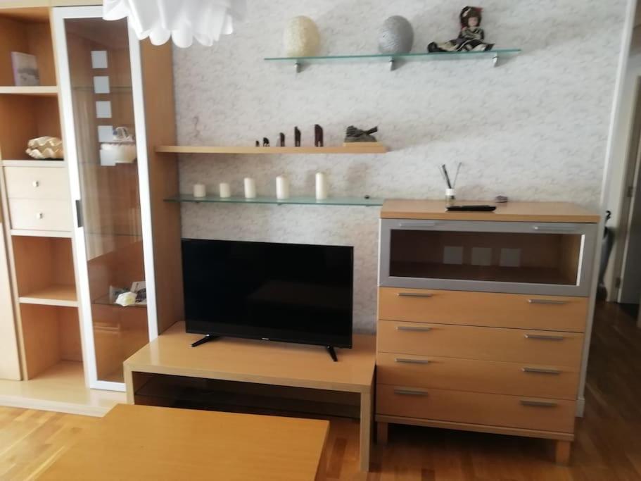 Amplio Y Soleado Alquilo Entero De 3 5 Personas Apartamento Zarautz