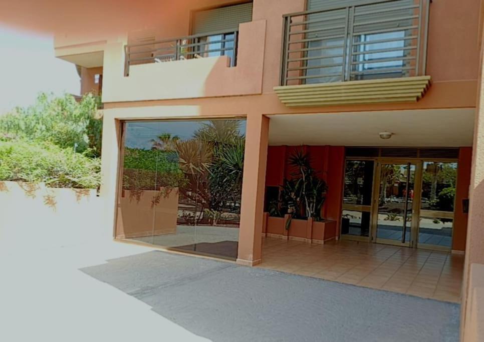 Con Vistas Apartment *