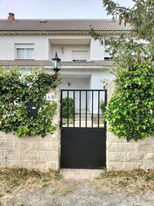Casa El Parangon Сasa de vacaciones Herradon de Pinares