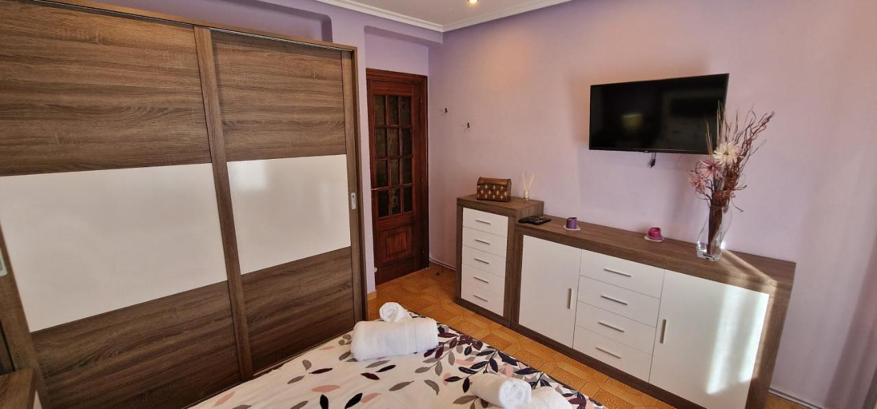 Apartment La Cueva De Gonza - 5 Pax - Wifi *