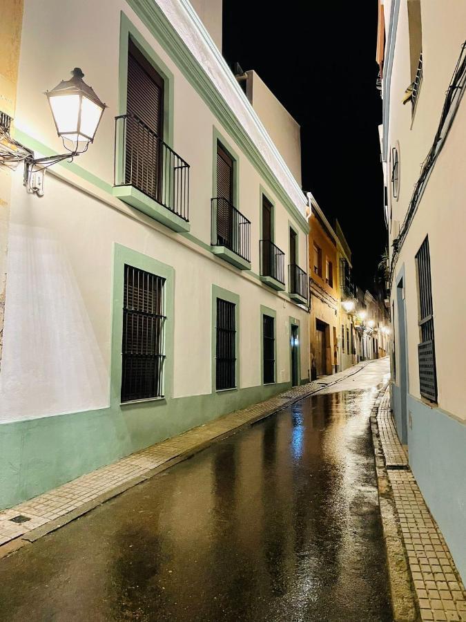 Bravo Murillo Con Garaje En Centro Historico Apartamento