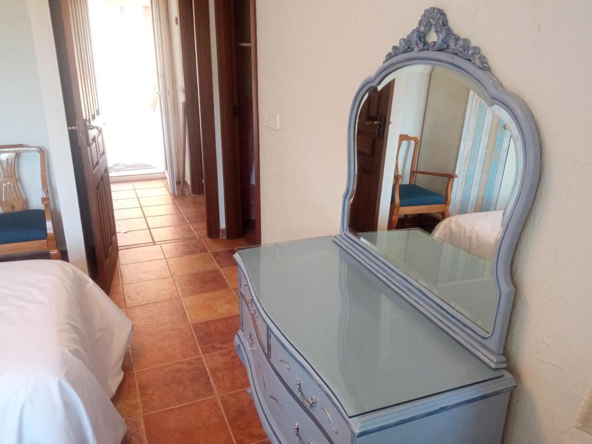 El Huerto De La Reina Country house *