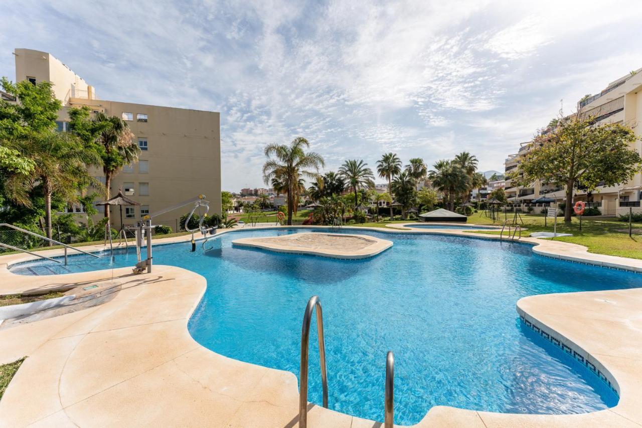 Malagasuite Playamar Terrace And Pool Apartment