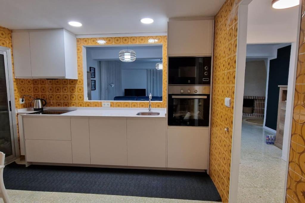 Apartment One Of A Kind, Fully Equipped Seafront Penthouse *