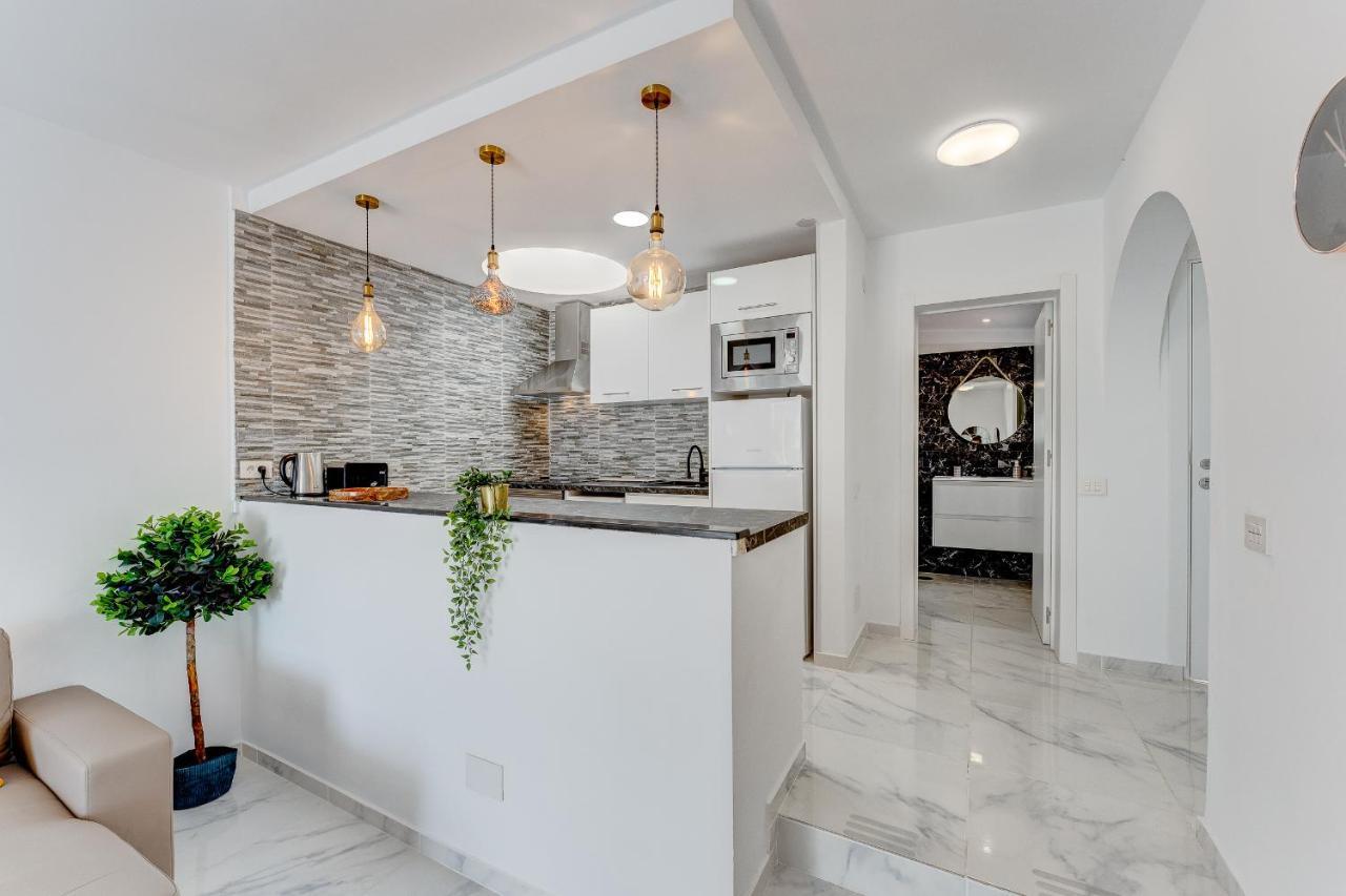 Cute In Valley Apartment *